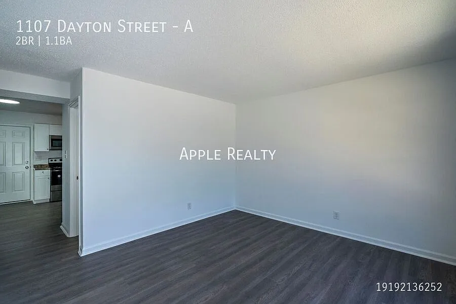 Building Photo - 1107 Dayton St #A