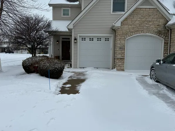 444 Bay Breeze Dr #A, Sandusky, OH 44870