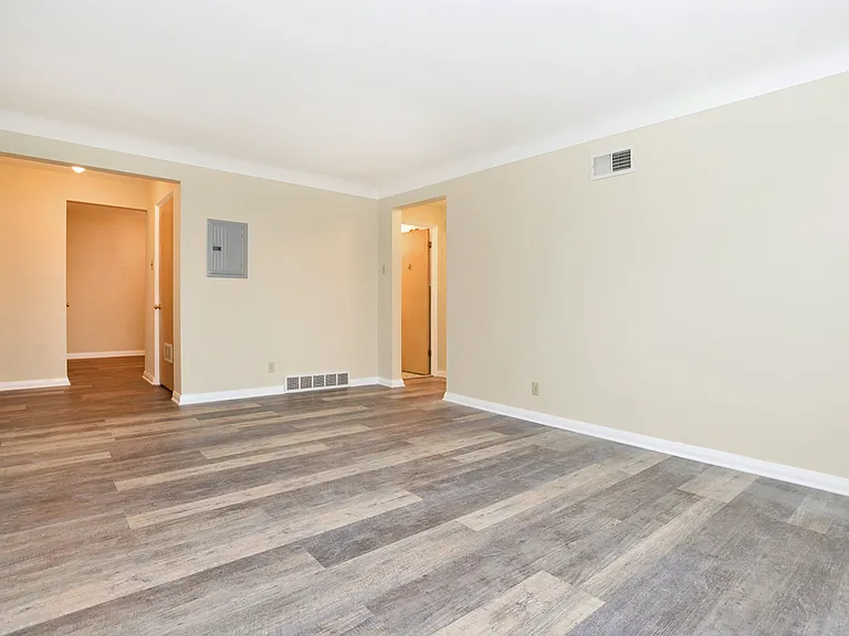7024 Southland Ave #B — Photo 14