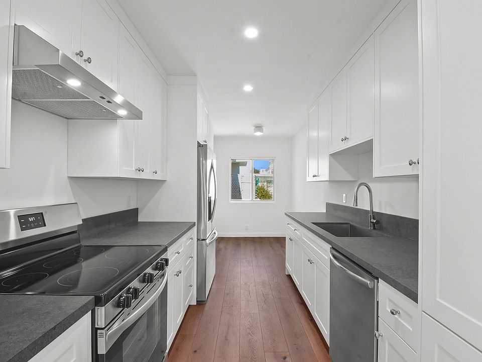 1st image of 845 20th St #201