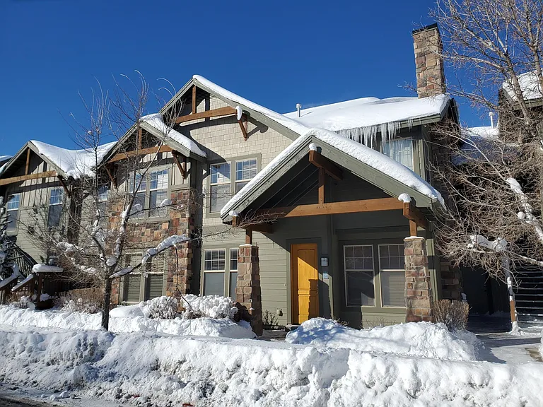 5949 N Market St #G — Photo 1