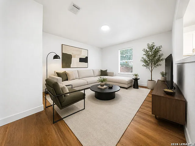 7664 Oak Chase — Photo 4