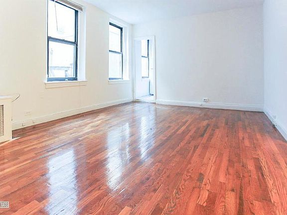 2nd image of 401 E 58th St APT A3