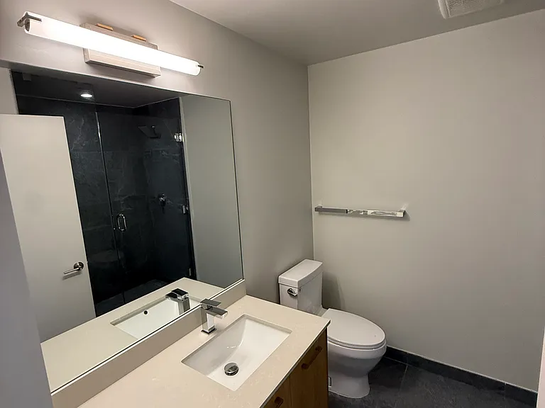 337 NW 31st St #C1 — Photo 10