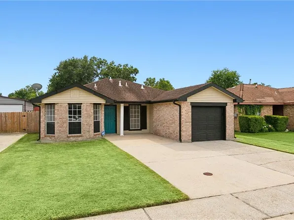 2749 Bayou Lours Ct, Marrero, LA 70072