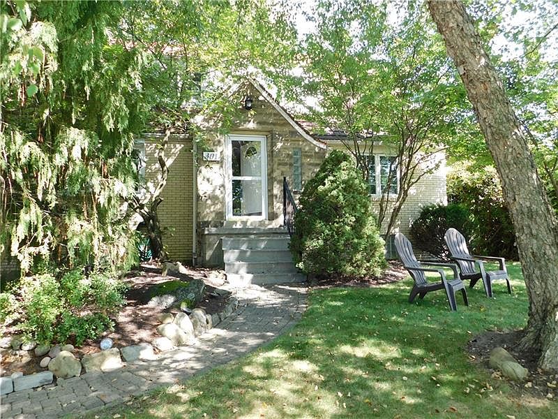 301 Streets Run Rd, Pittsburgh, PA 15236 | MLS #1623313 | Zillow