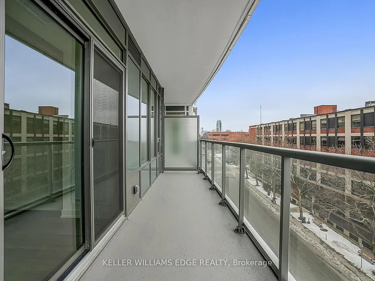212 King William St #502 — Photo 19