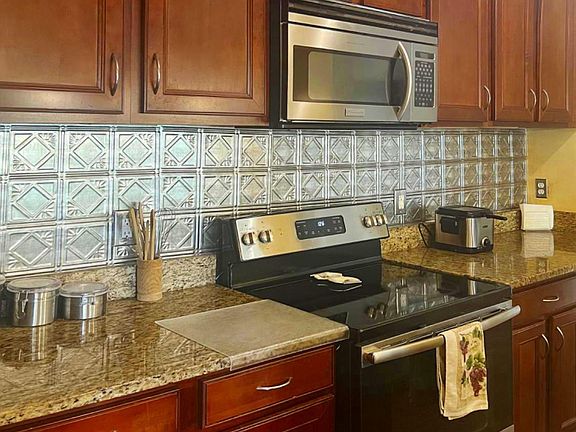2nd image of 9716 Lake Pointe Ct APT 302