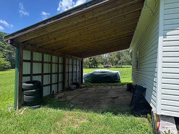 5th image of 2960 Federal Rd