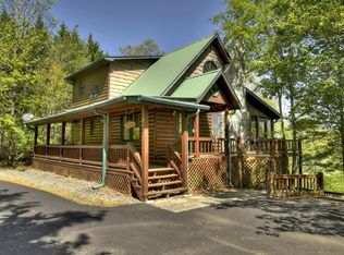 99 Lobo Trl, Morganton, GA 30560