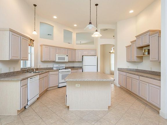 5th image of 8795 SE 177th Grassmere St