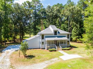 195 Rock Fish Estates Ln, Wallace, NC 28466