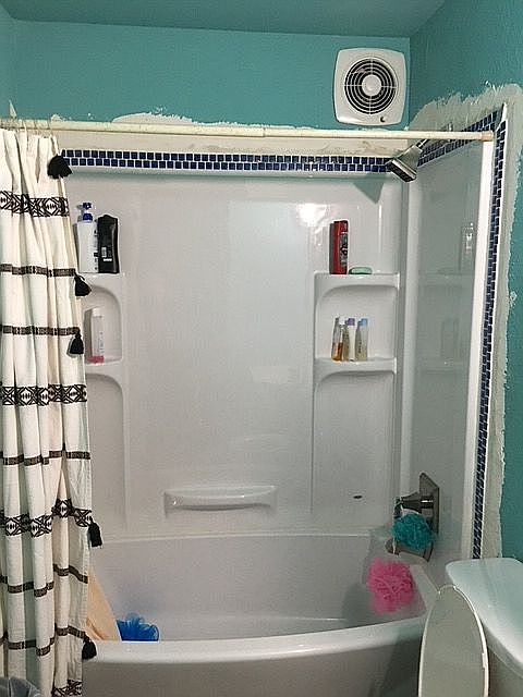 2nd image of 4646 Drake Cir
