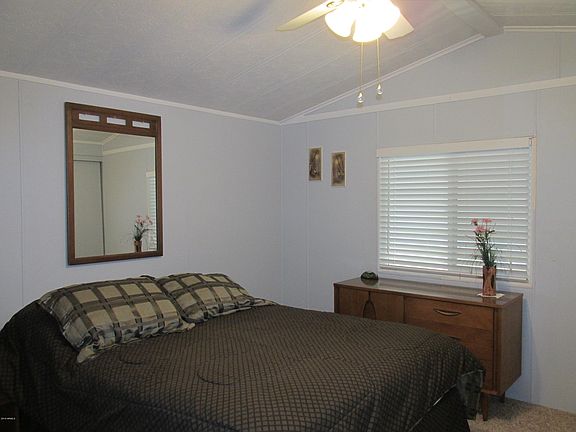 5th image of 50 E Donna Dr