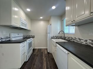 2422 Graham Ave #113, Redondo Beach, CA 90278