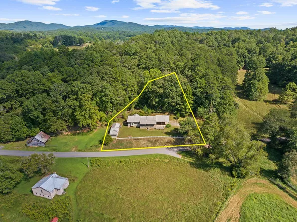 15 Gustason Dr, Blairsville, GA 30512