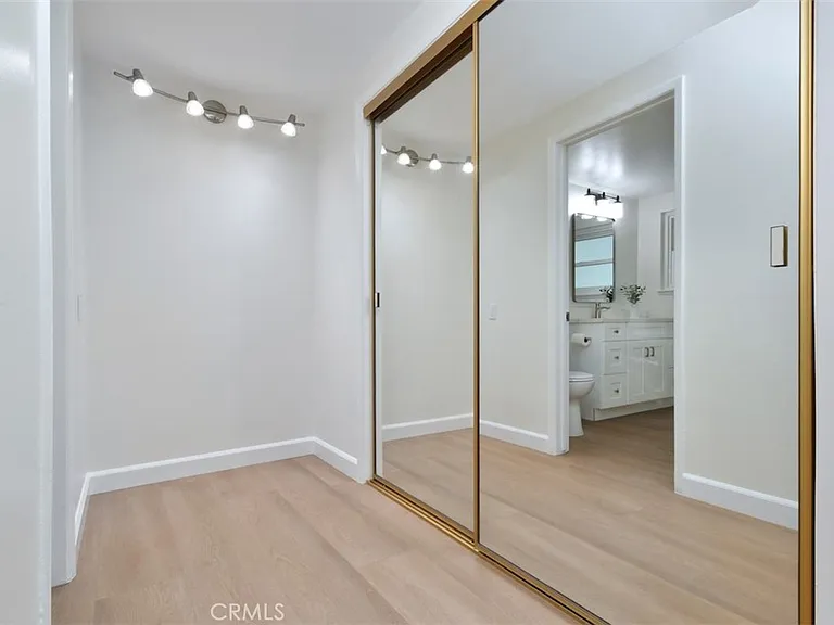 7006 Helmsdale Rd — Photo 26