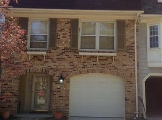 19718 Greenside Ter, Montgomery Village, MD