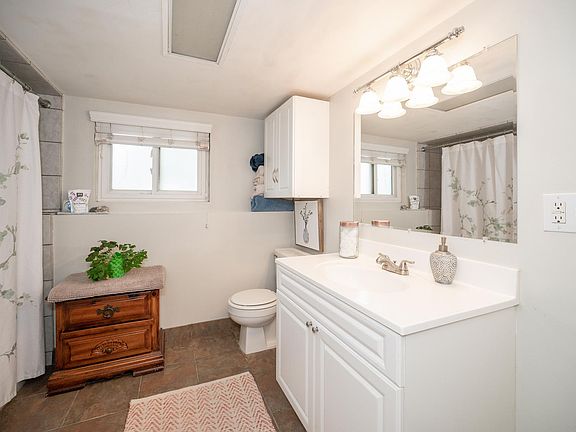 4th image of 291 E Troy Way #A