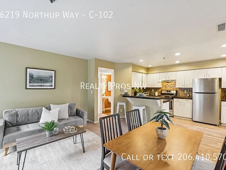 16219 Northup Way #C102 — Photo 5