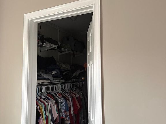 5th image of 11215 Heron Pl