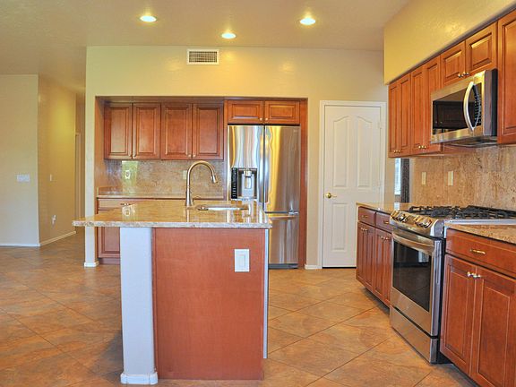 5th image of 3964 S Sage Dr