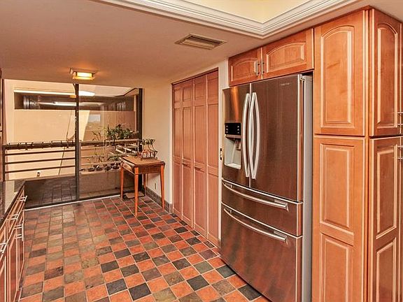 5th image of 2785 Kipps Colony Dr S APT 305