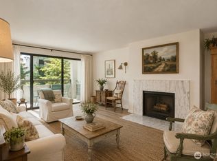 5839 NE Park Point Dr #G-204, Seattle, WA 98115