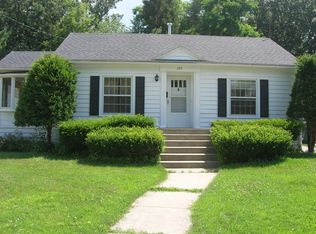 325 Garfield St, Fort Atkinson, WI 53538