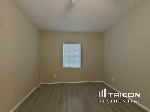 5th image of 1539 Sherwood St