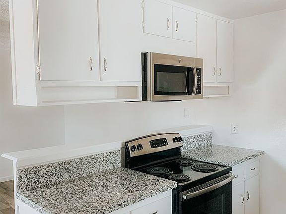 2nd image of 5306 El Camino Ave APT 20