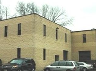 221 Hope St, Carnegie, PA 15106