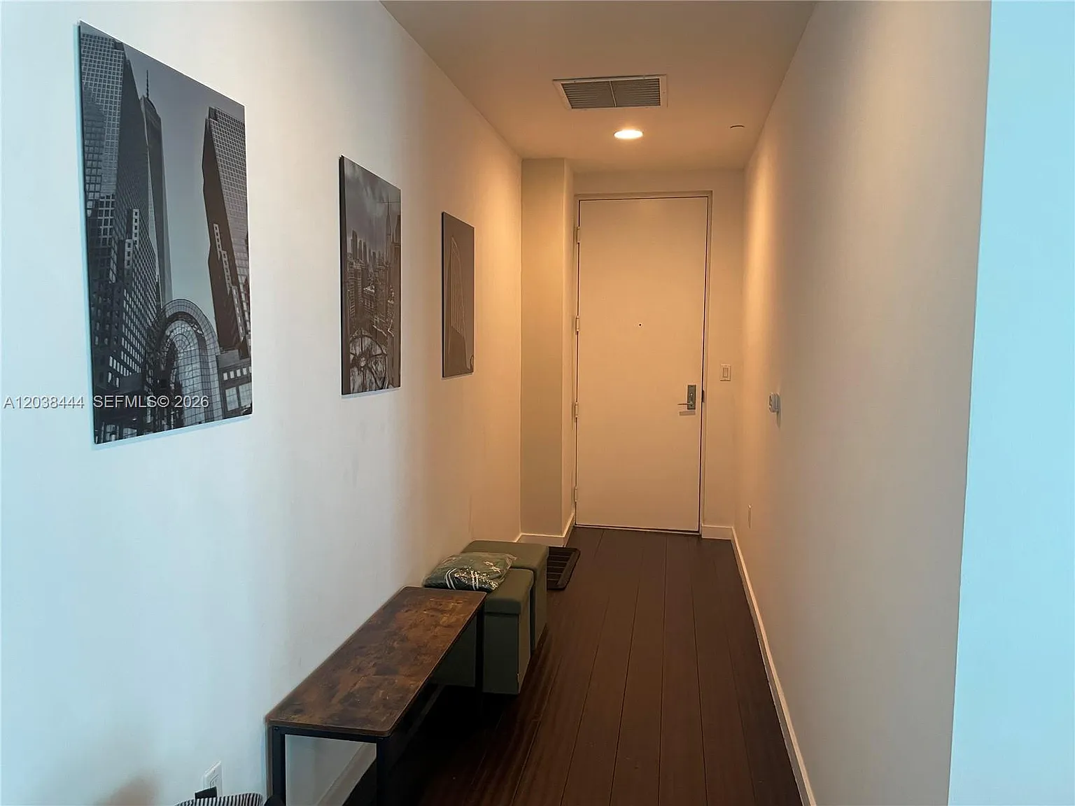 500 Brickell West Condo — Photo 2