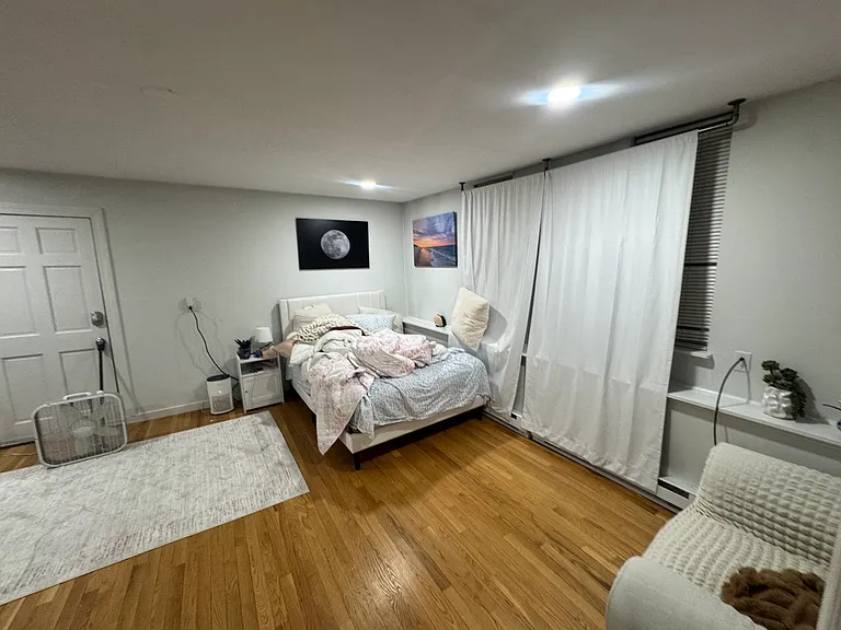 506 E Broadway #2 — Photo 3