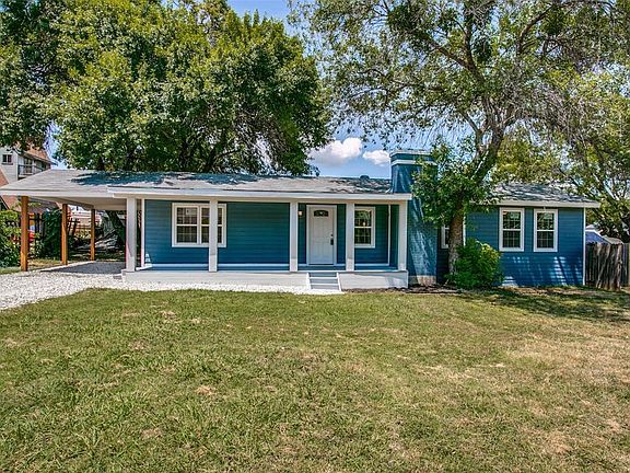 3rd image of 701 Lakeland Ct