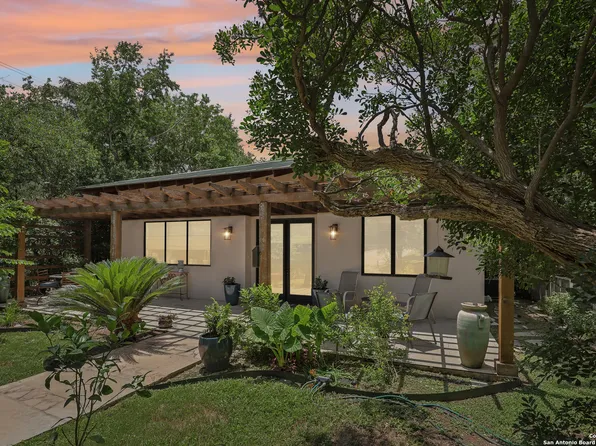 139 mount erin, San Antonio, TX 78212