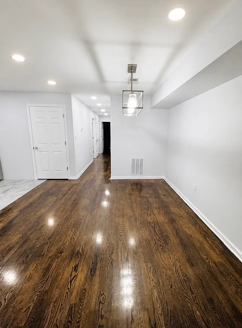 3 bed, 1400 sqft, $3,200 — Photo 3