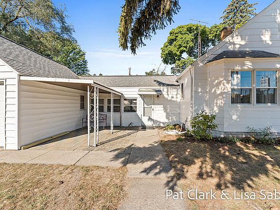 5th image of 961 Wendover Blvd