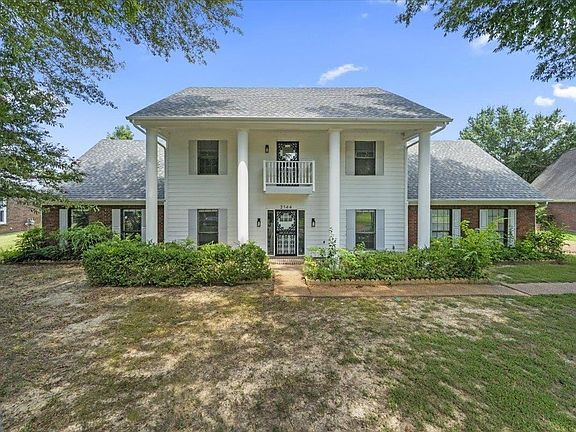 2nd image of 2144 Brackenbury Ln