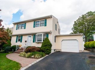 46 Victory Pl, East Brunswick, NJ 08816