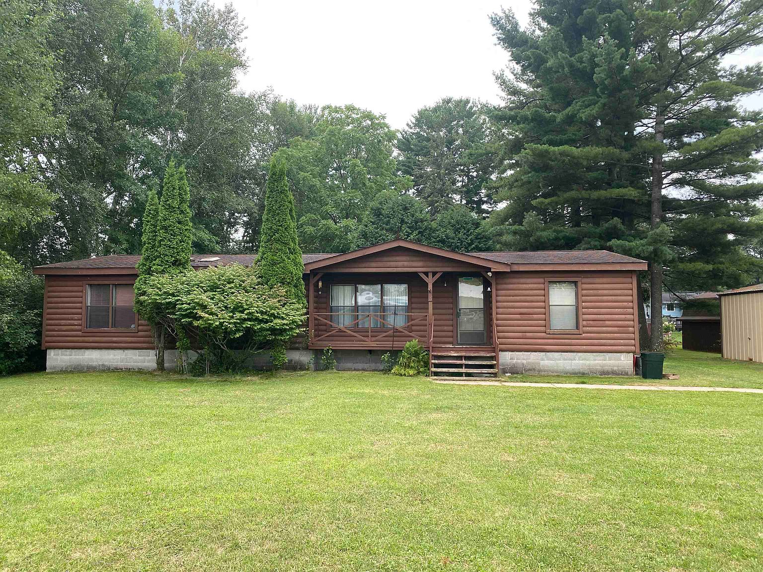 3343 Cleveland Ave, WI 54143 Zillow