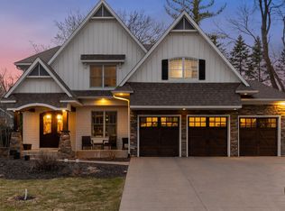 5524 Warden Ave, Edina, MN 55436
