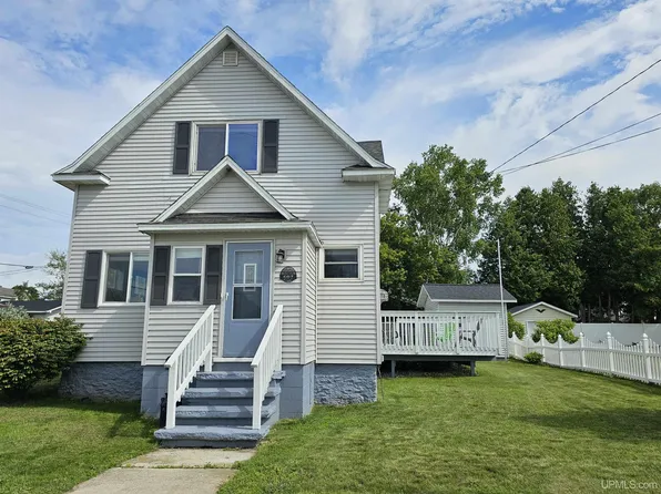 602 Manistique Ave, Manistique, MI 49854