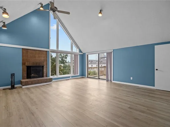696 Mowbray Arch #750, Norfolk, VA 23507