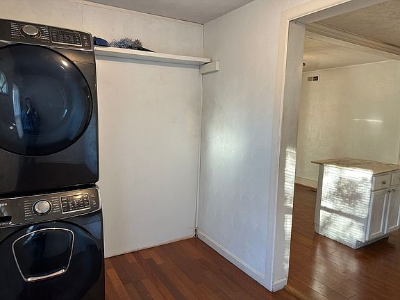 2nd image of 9271 Coleman Ave