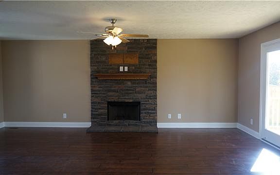 2nd image of 105 Camelot Hls Lot 105