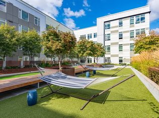 Dwell At Kent Station Apartments, Kent, WA 98032