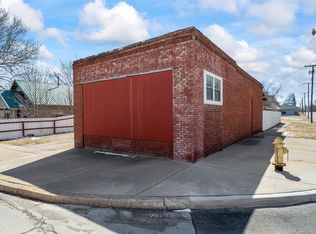 1530 W Archer St, Tulsa, OK 74127