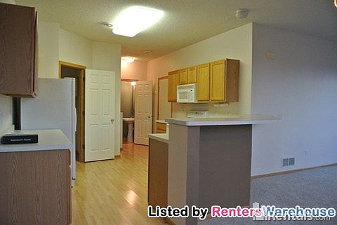 5th image of 11207 Isanti Ct NE