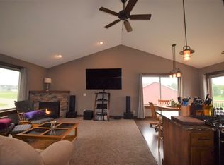 275 Prairie Rd, New Richmond, WI 54017